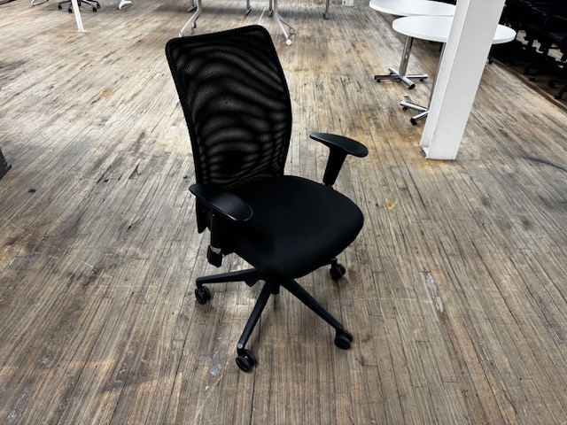 Compel Argos Mesh Back Task Chair (Used)